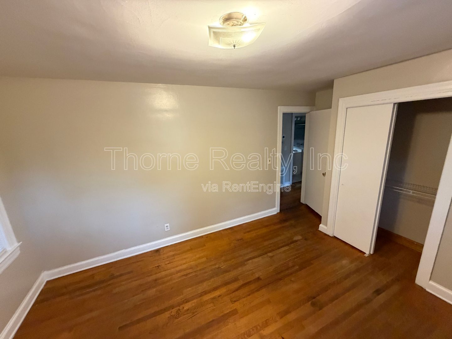 3 Bedroom Brick Ranch with Large Yard and Bonus Room property image