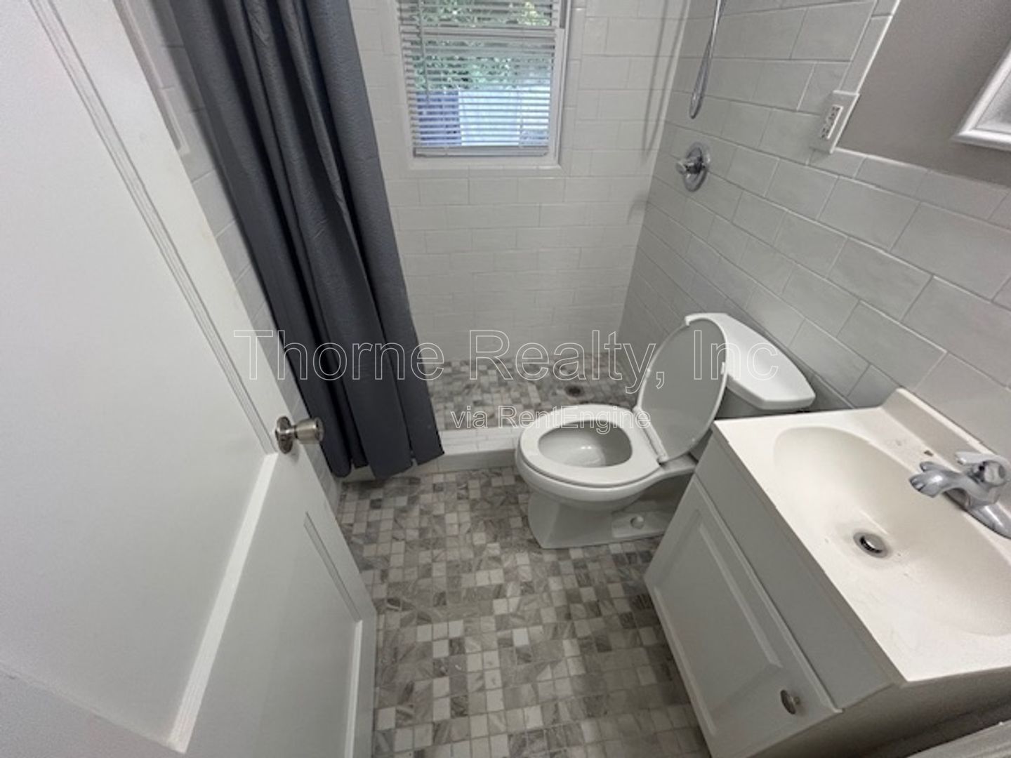 2 Bedroom Garden Apartment - End Unit with Remodeled Bathroom and New Tile Shower property image