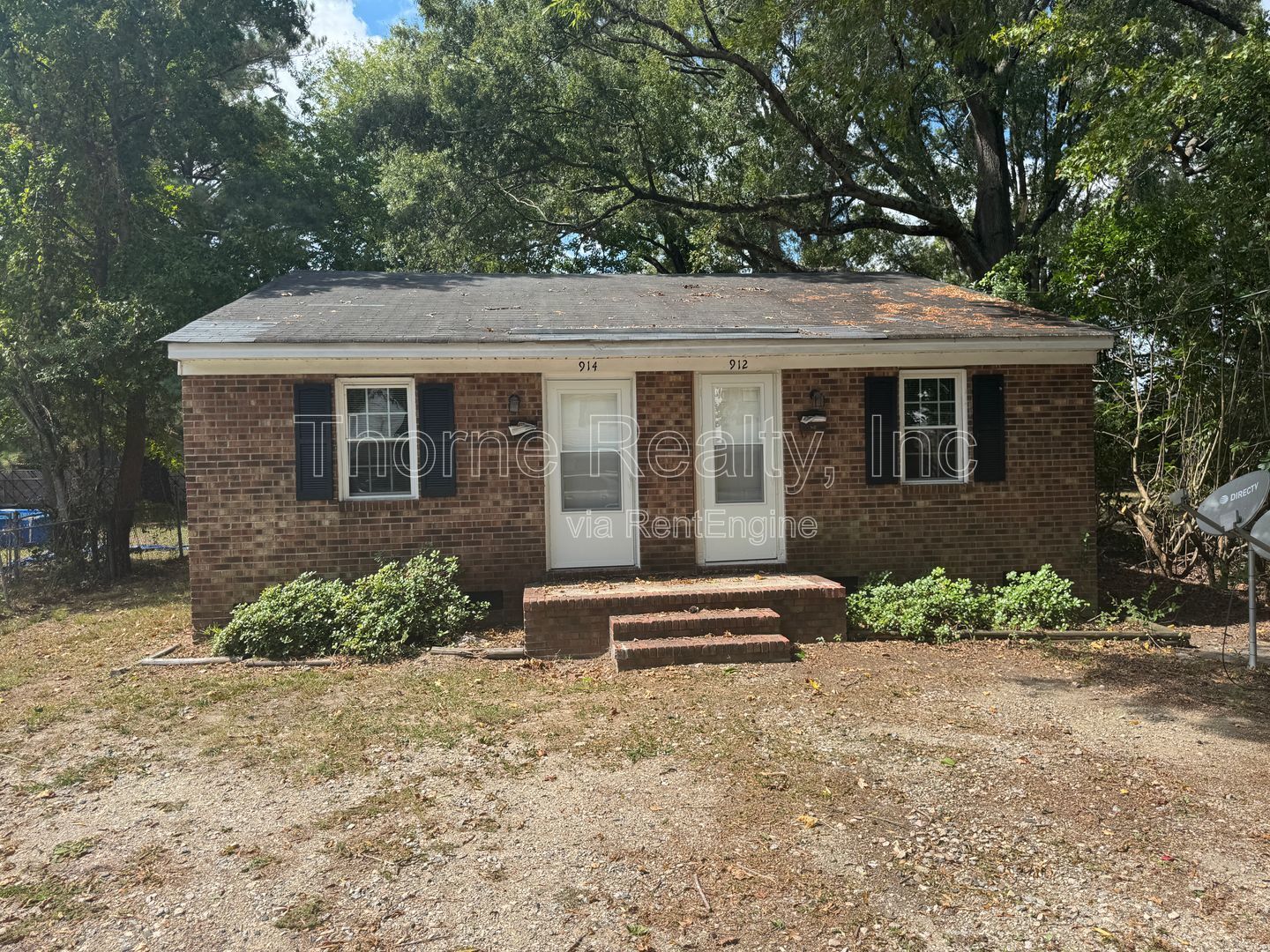1 Bedroom Brick Duplex $100 off move in special property image