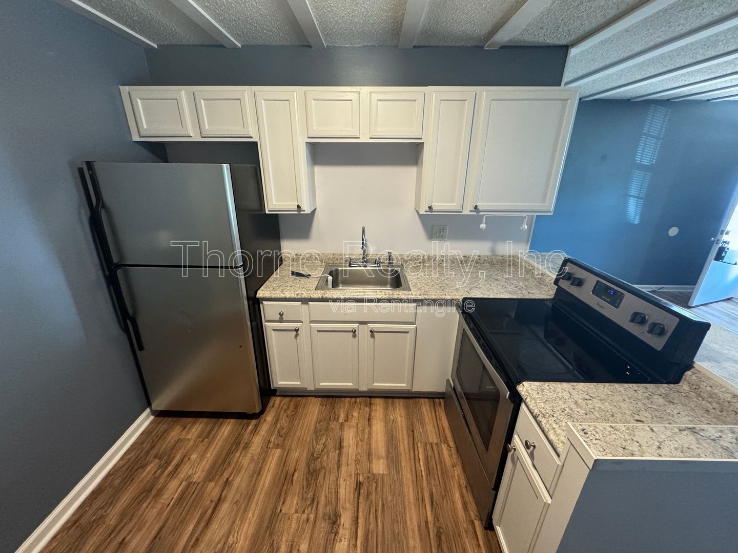 1 Bedroom Brick Duplex $100 off move in special property image