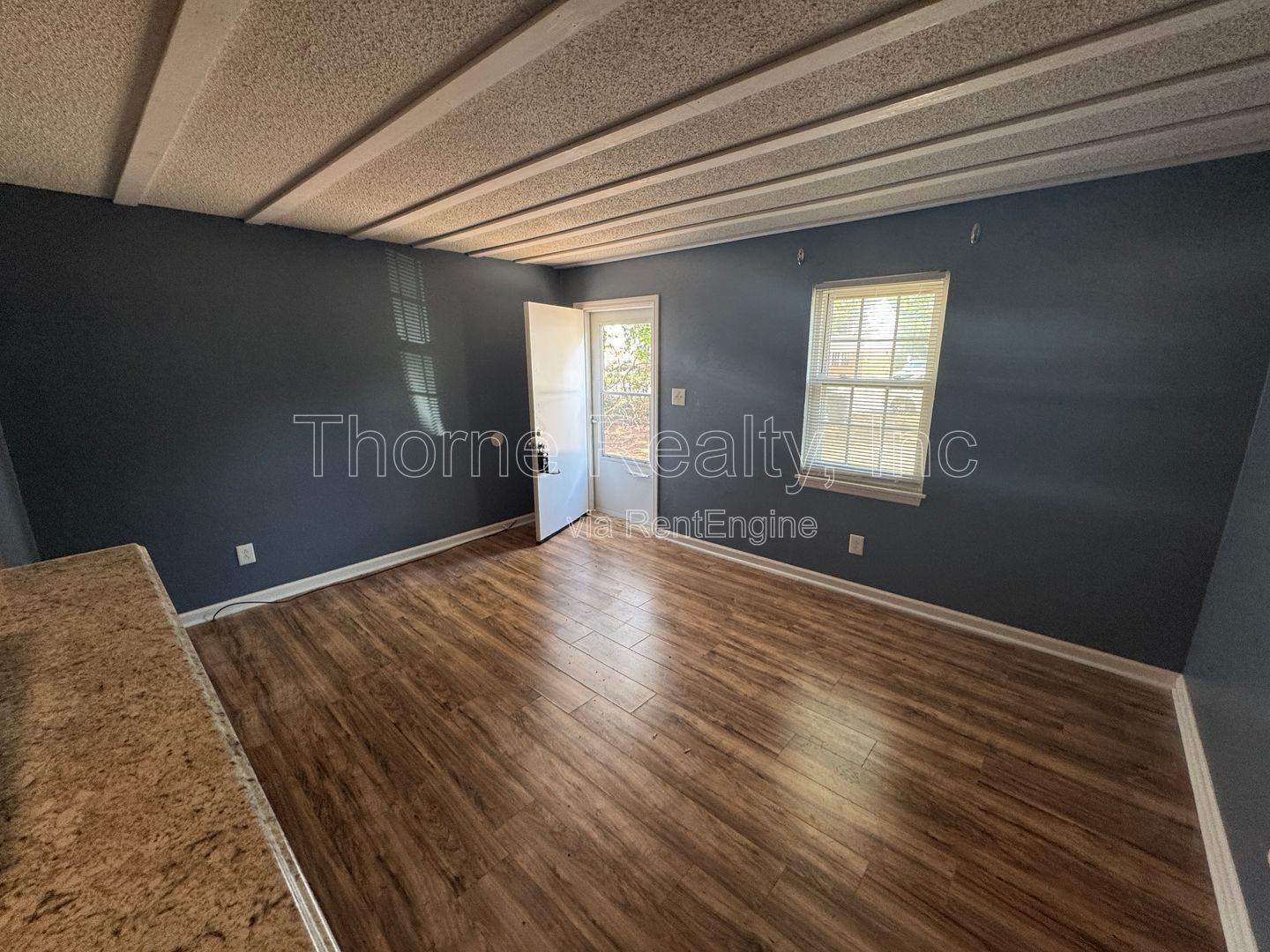 1 Bedroom Brick Duplex $100 off move in special property image