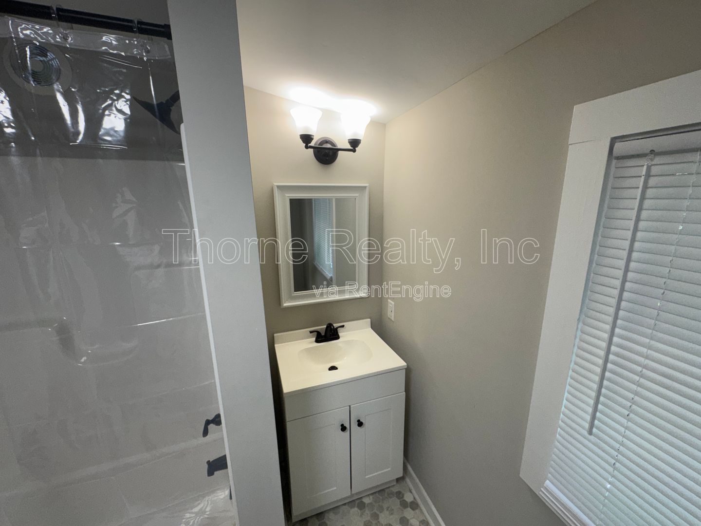 Like New 1 Bedroom Duplex - Walk to Rocky Mount Mills property image