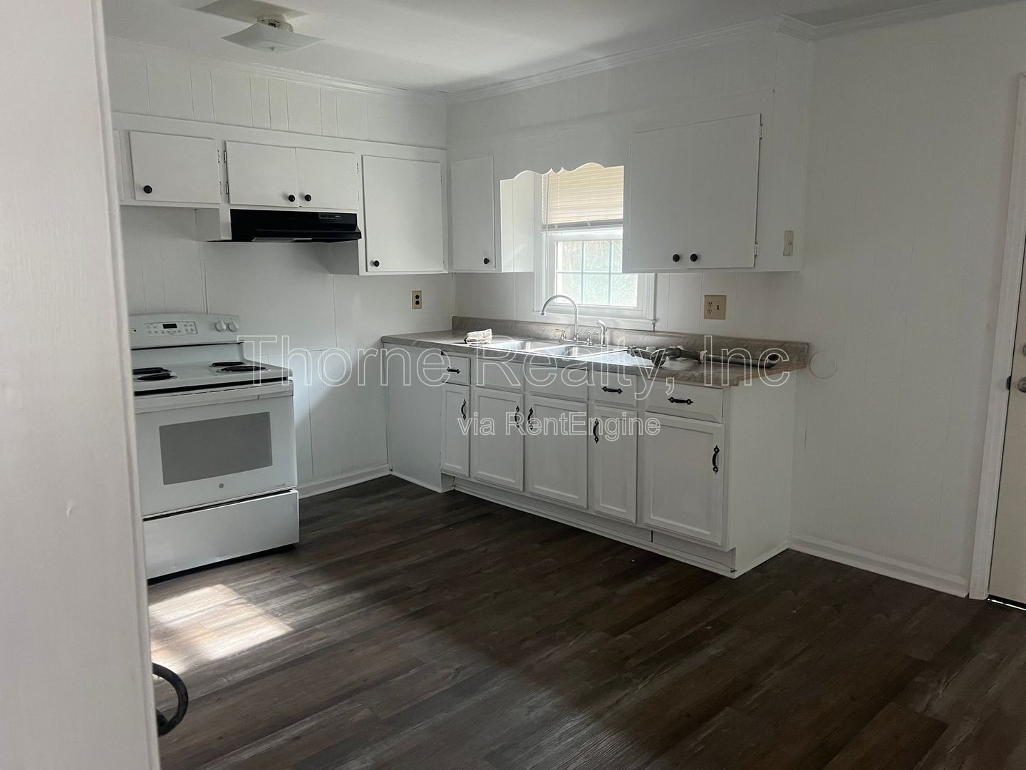 3 Bedroom Brick House property image