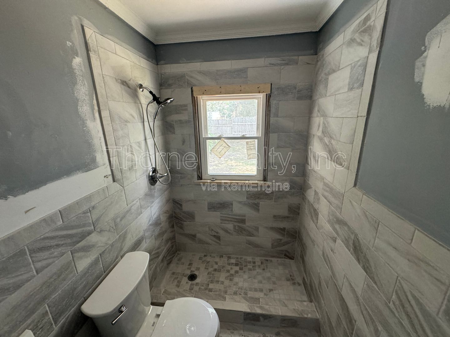 2 Bed / 1 Bath Duplex Apartment property image