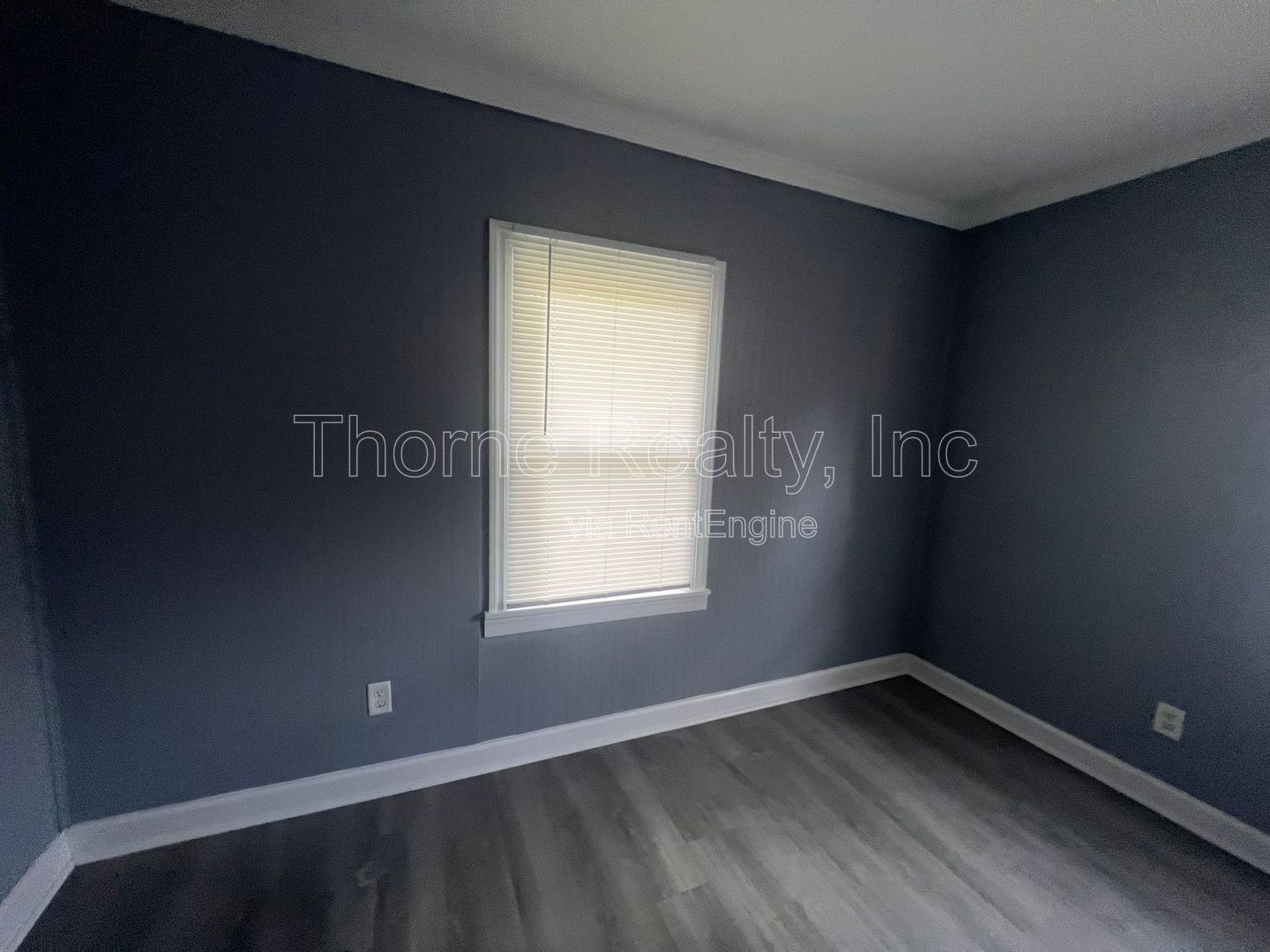 2 Bed / 1 Bath Duplex Apartment property image