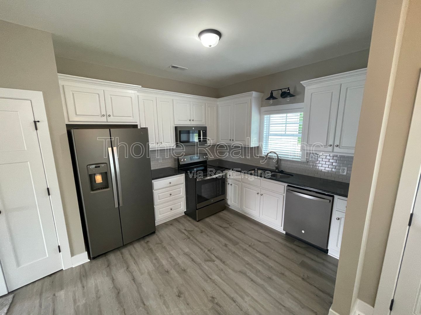 LIKE NEW CONSTRUCTION (2023) FOR RENT IN WINDSTONE property image