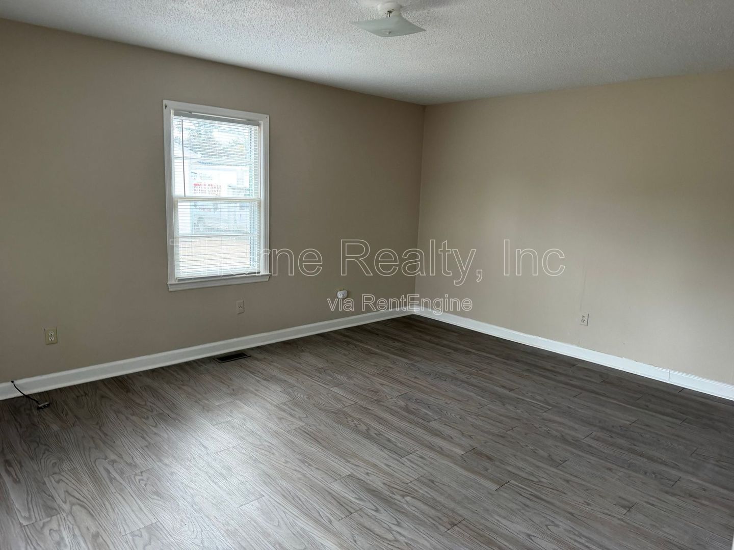 2 Bedroom House - Self guided showings available 7 days per week property image