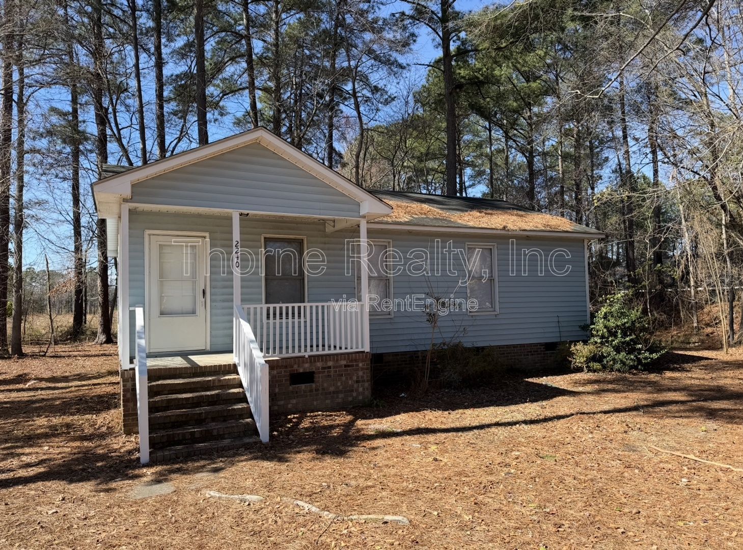 2 Bedroom House with Hardwood Floors property image