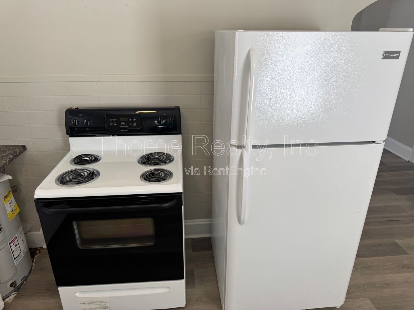 2 Bedroom Brick House property image