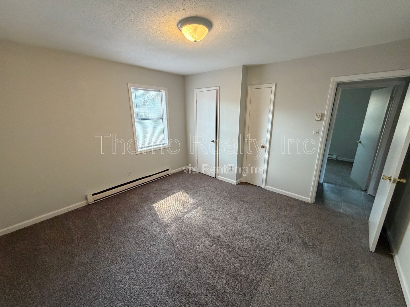 2 Bedroom Apartment - Corner Unit - New Carpet property image