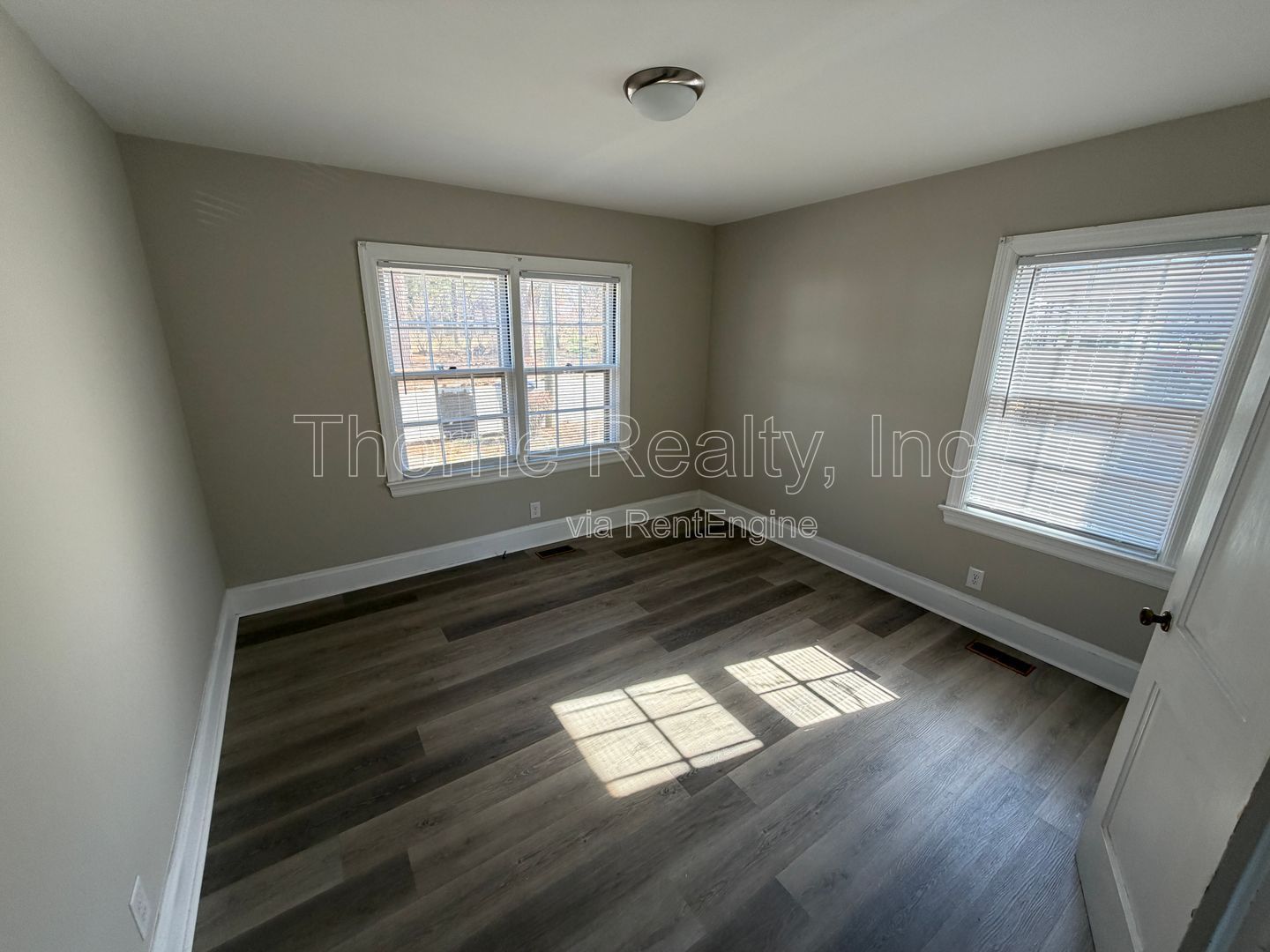 2 Bedroom Brick House property image