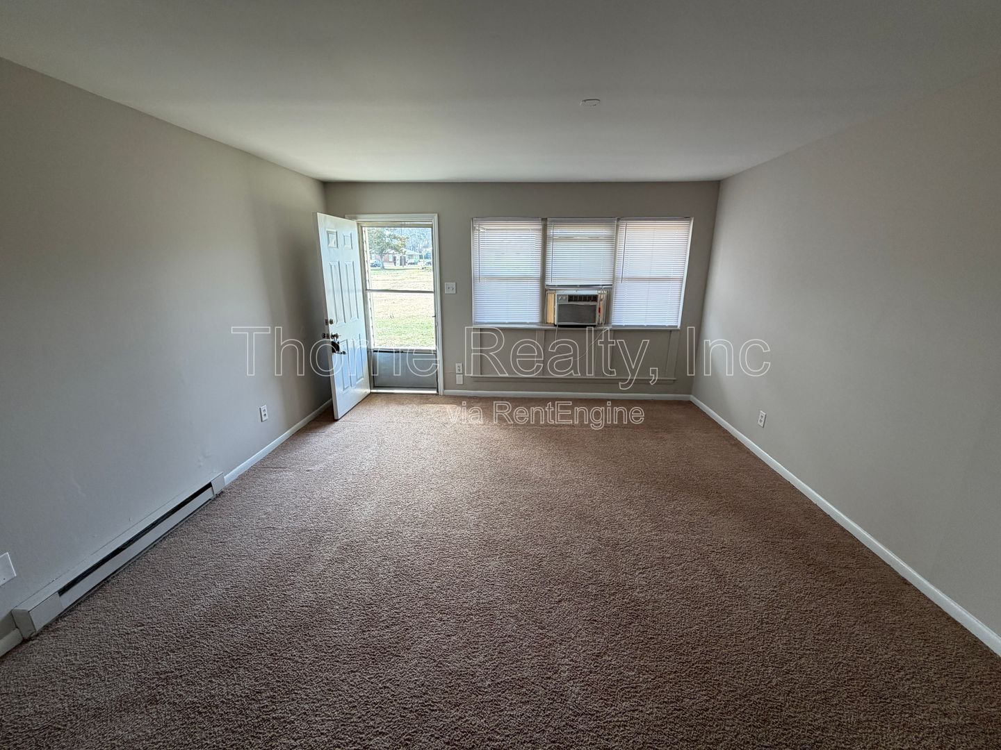 Renovated 3 Bedroom Apartment - Water, Sewer & Trash INCLUDED property image