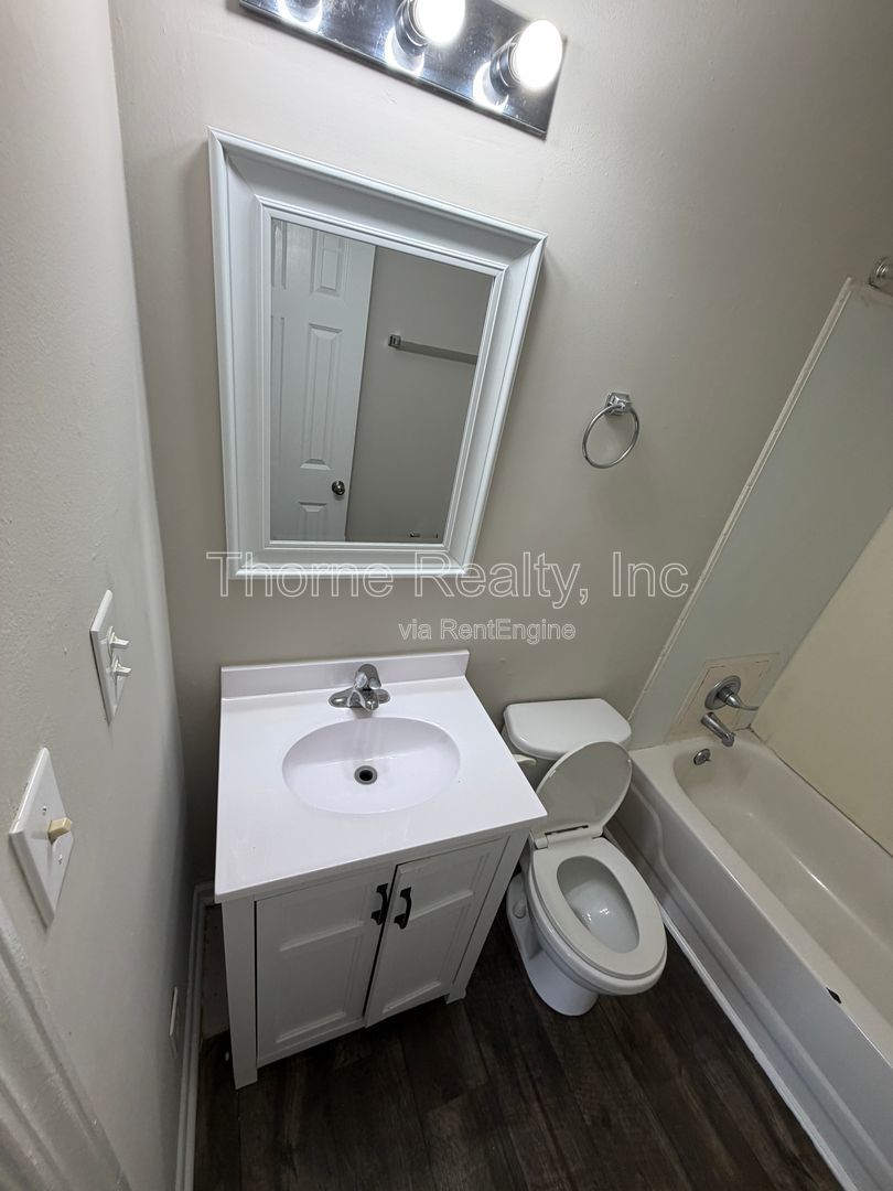 Renovated 3 Bedroom Apartment - Water, Sewer & Trash INCLUDED property image