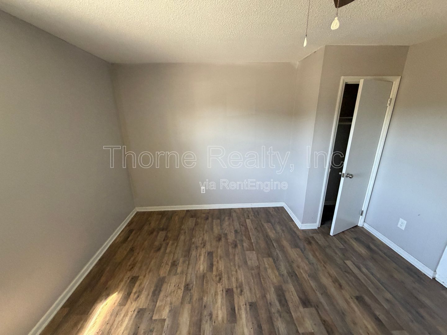 1 Bedroom Upstairs Apartment property image