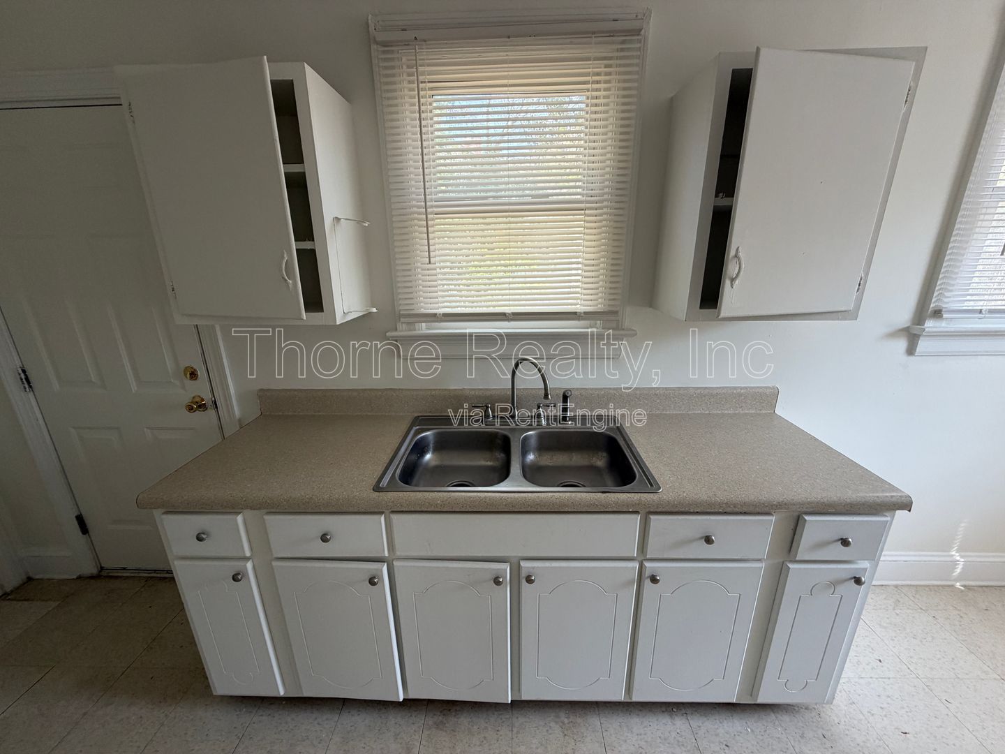 1 Bedroom Duplex Apartment - Steps from Western Ave Park & Rocky Mount Middle School property image