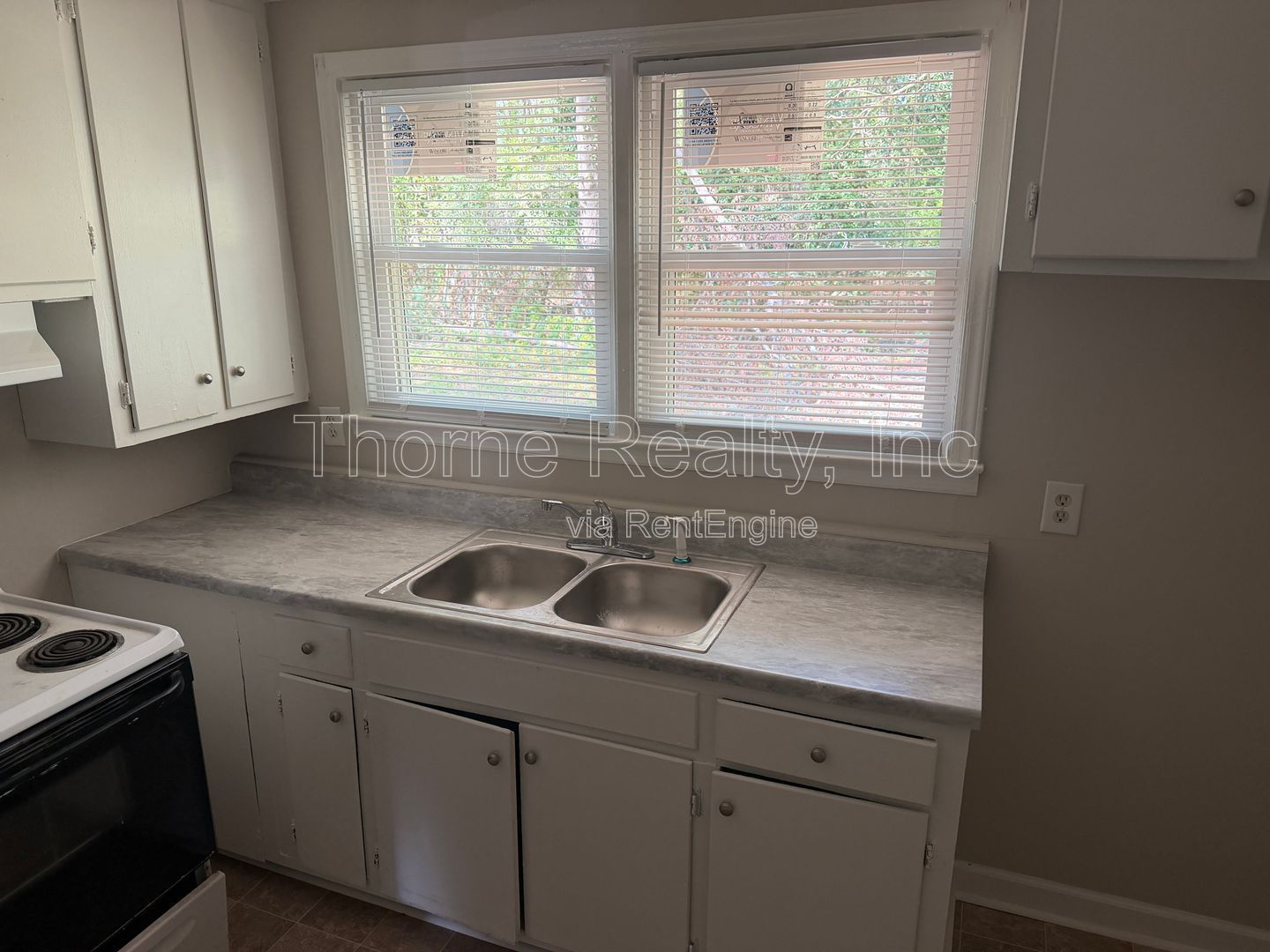 2 Bedroom House - Large Renovation Just Completed property image