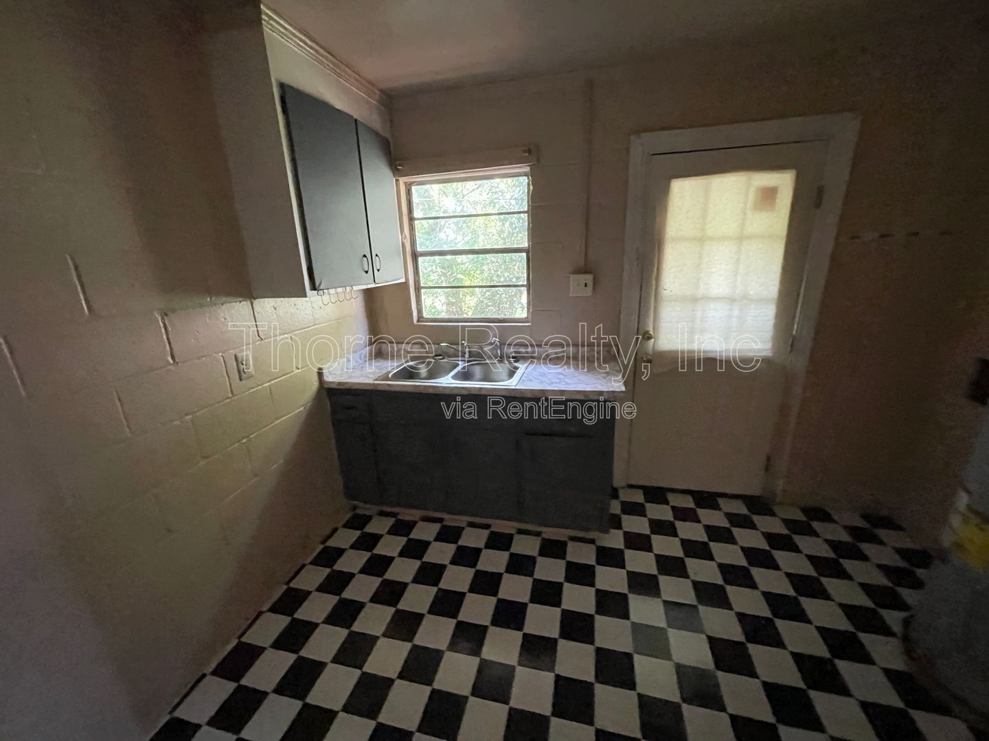 2 Bedroom Duplex property image