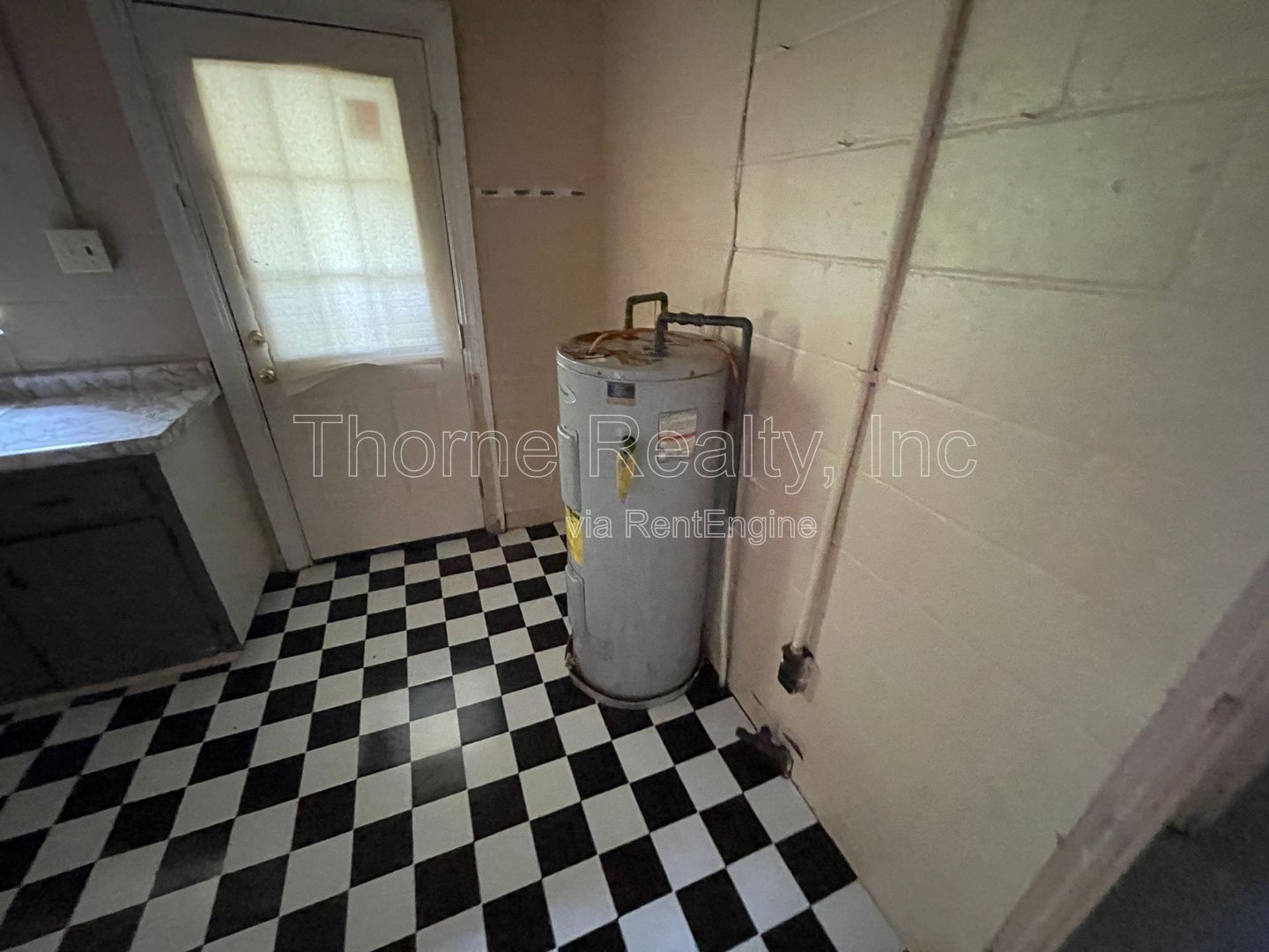 2 Bedroom Duplex property image