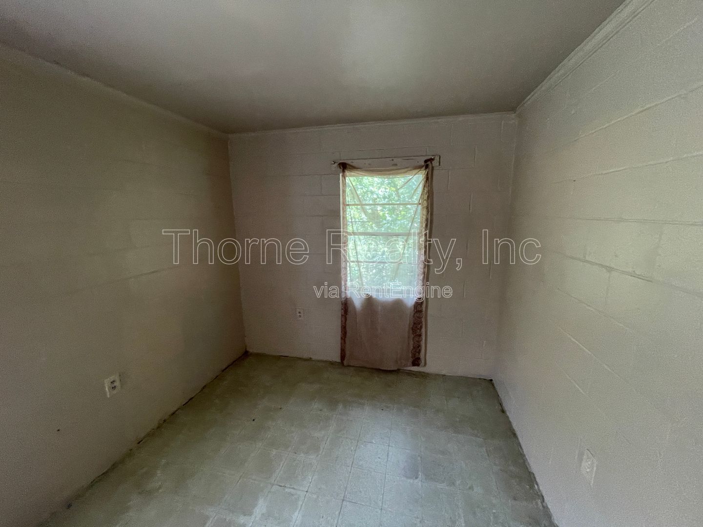 2 Bedroom Duplex property image