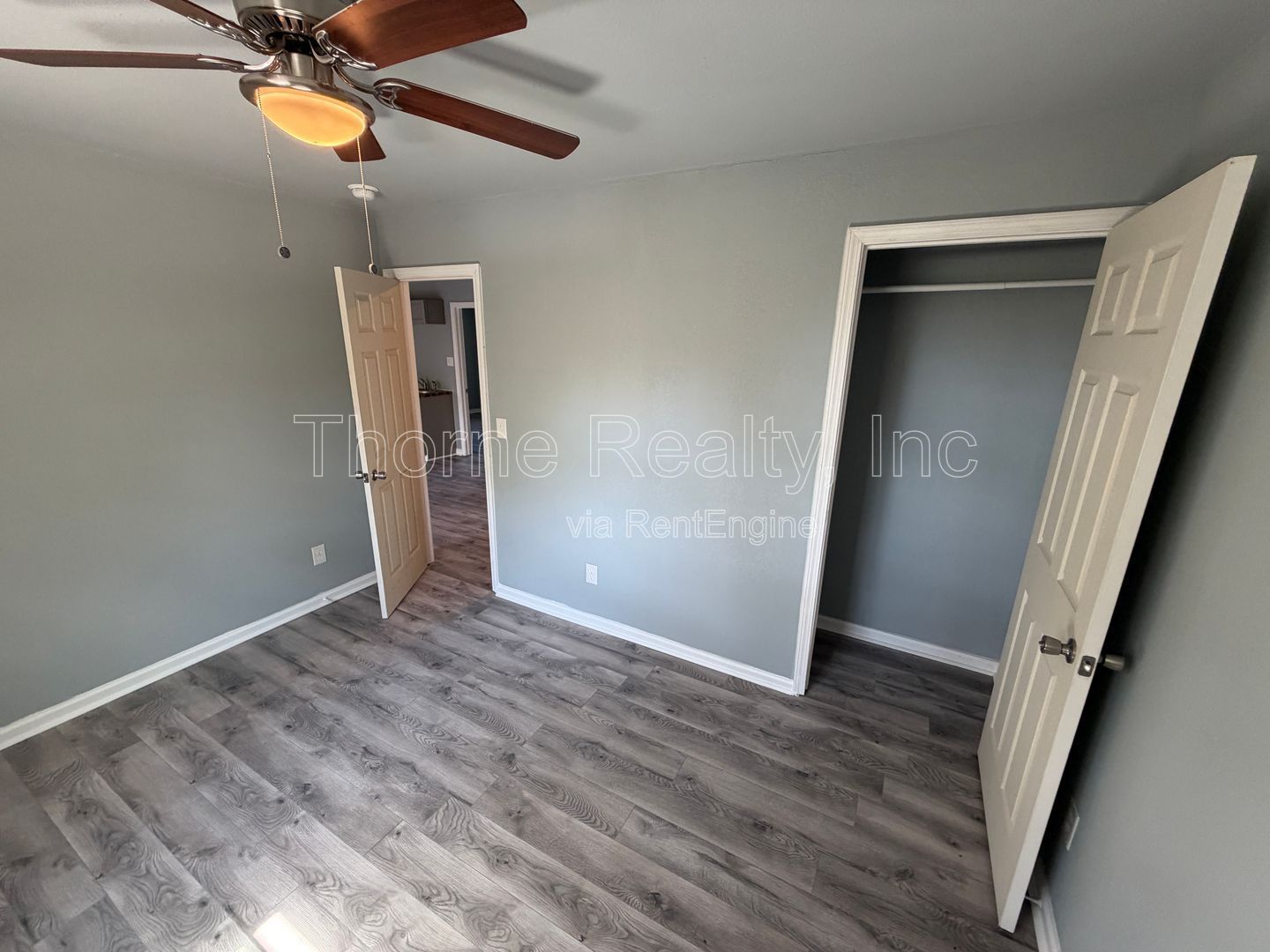 3 Bedroom Upstairs Apartment - Excellent Condition property image