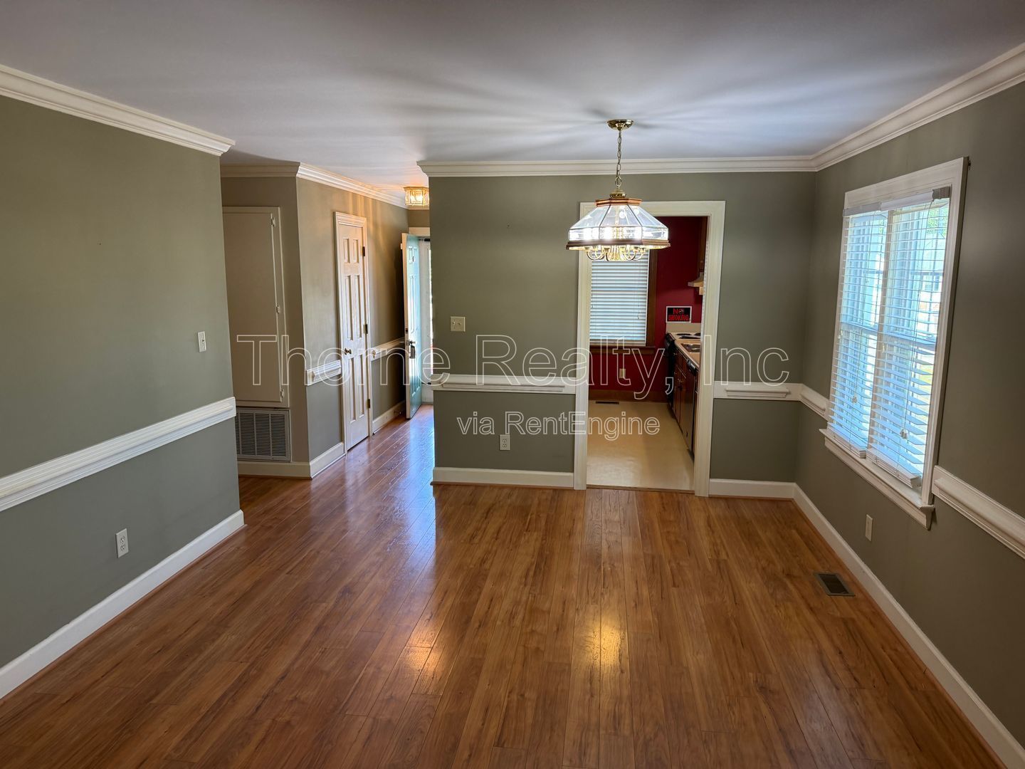 2 Bedroom Townhome in Summerfield - End unit with Screened Porch! property image