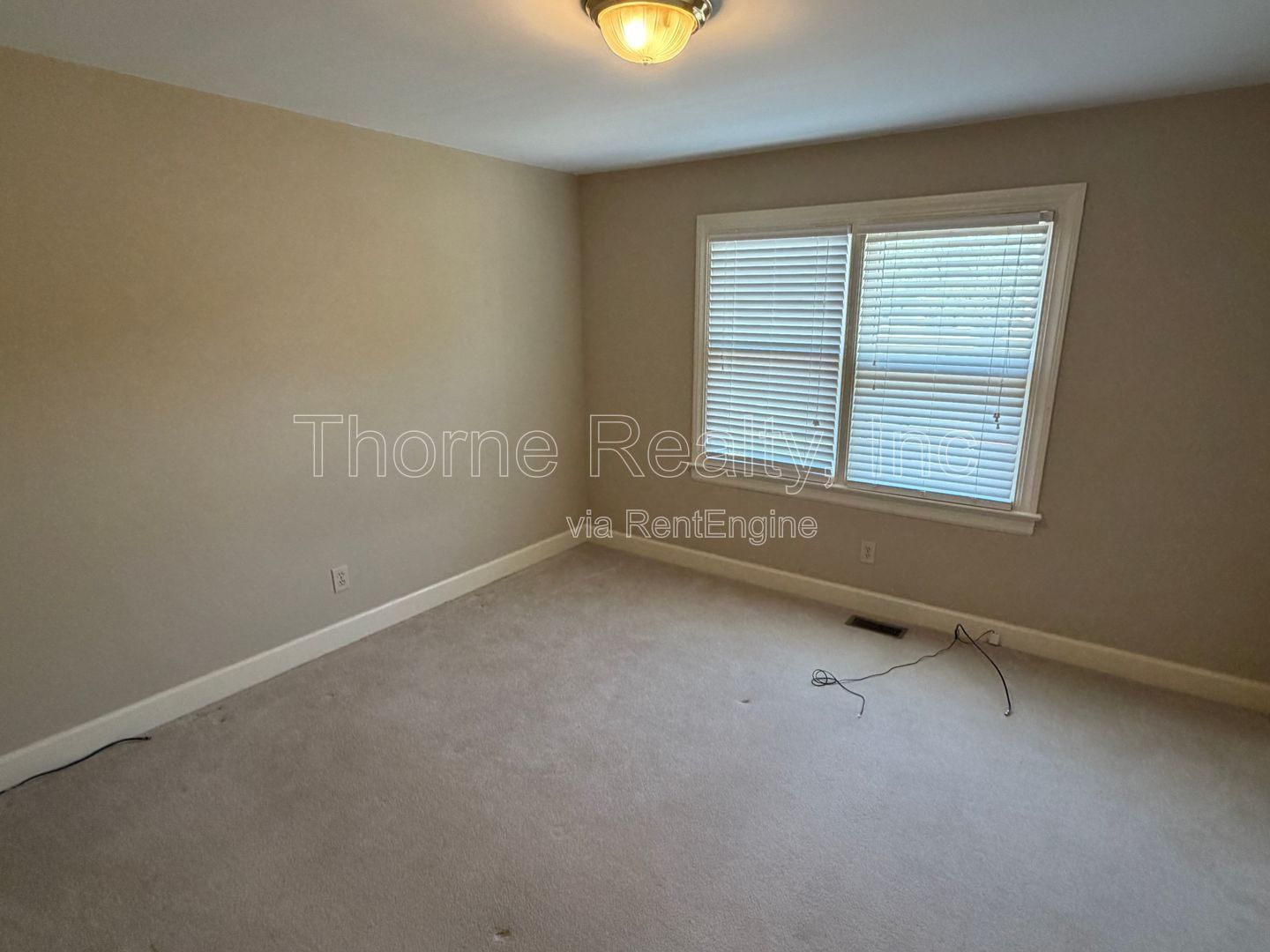 2 Bedroom Townhome in Summerfield - End unit with Screened Porch! property image