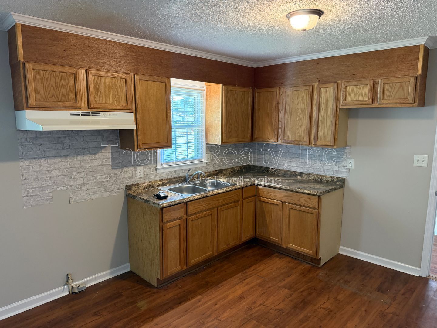 3 Bedroom Brick Home on Corner Lot property image