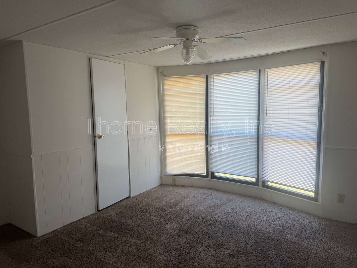 2 Bedroom Mobile Home in Hilltop MHP property image