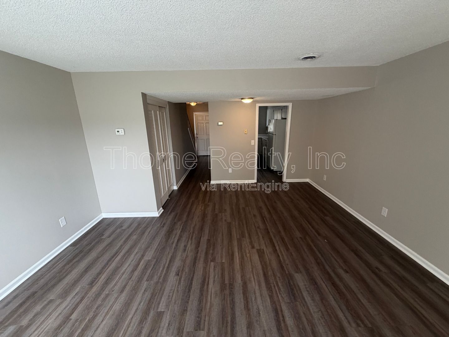 Renovated 2 Bedroom Townhouse property image