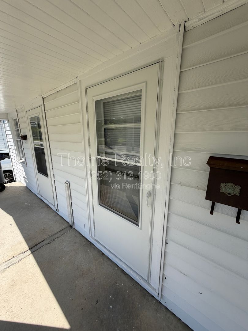 2 Bedroom Duplex property image