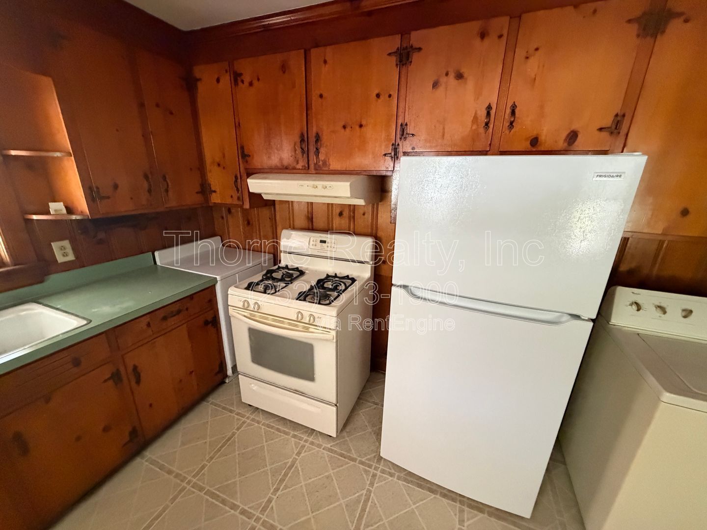 3 Bedroom Brick Ranch with Fenced Yard and Pets Allowed property image