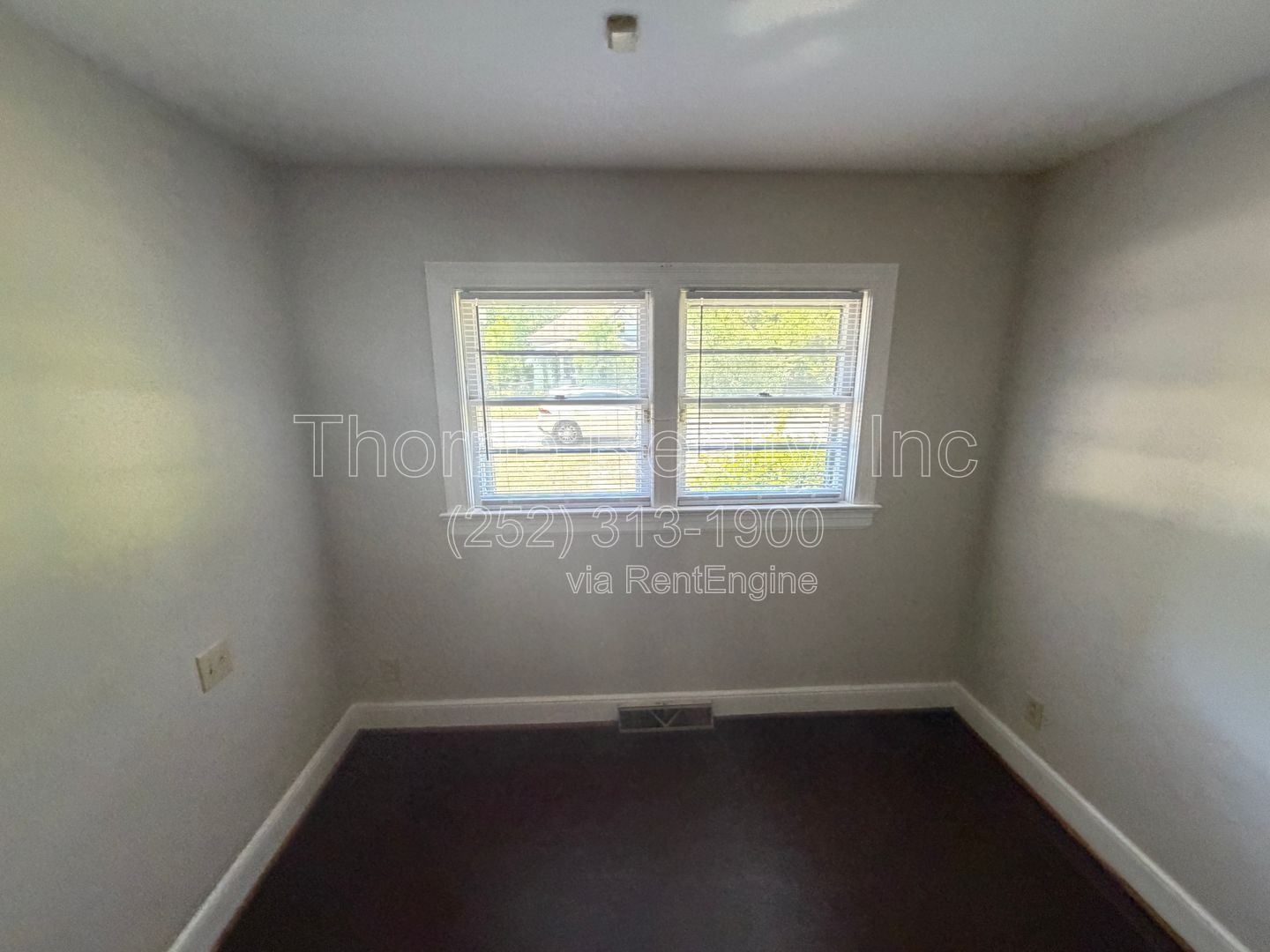 3 Bedroom Brick Ranch with Fenced Yard and Pets Allowed property image