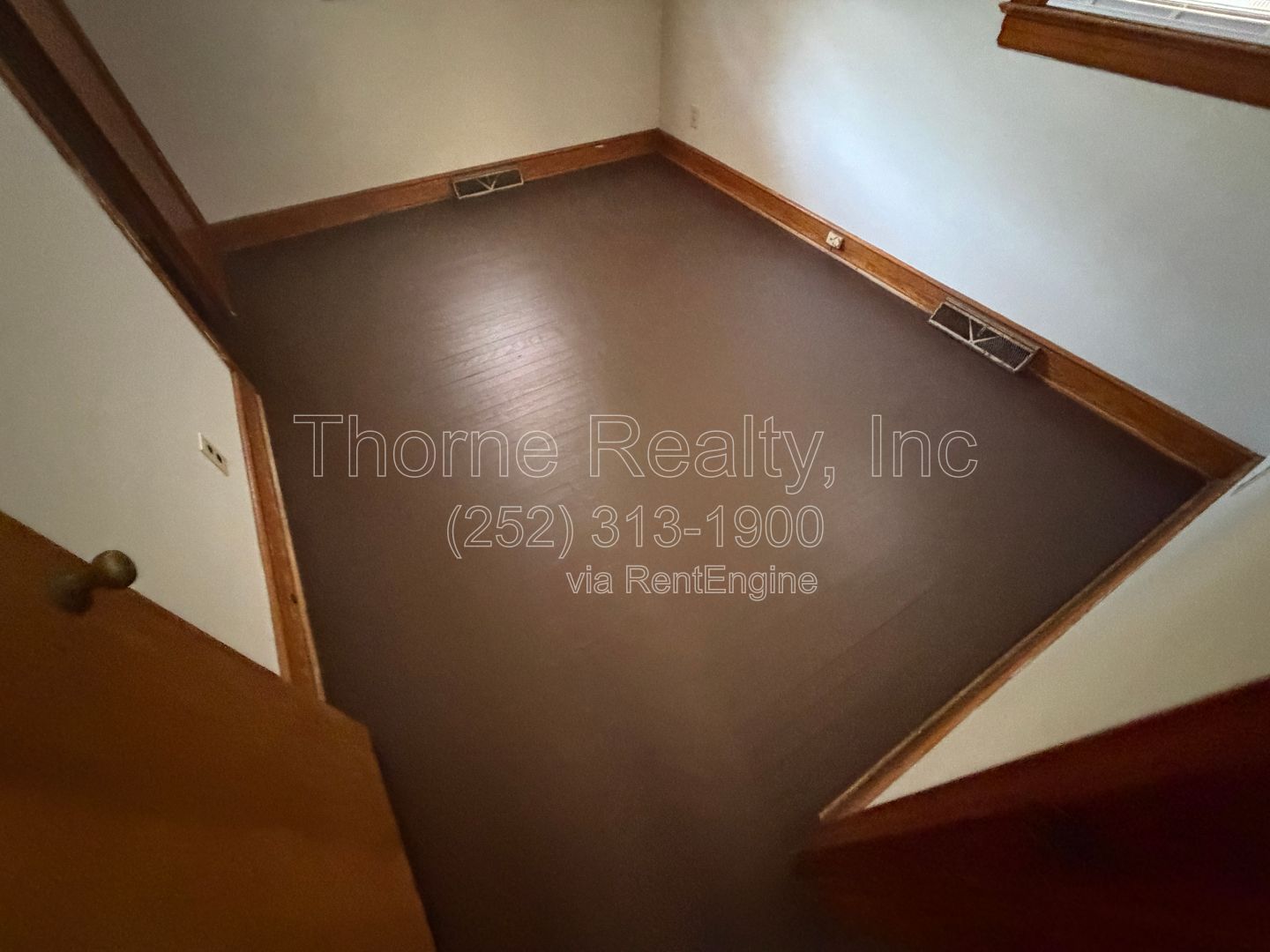 3 Bedroom Brick Ranch with Fenced Yard and Pets Allowed property image