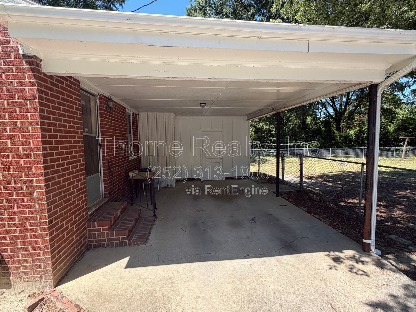 3 Bedroom Brick Ranch with Fenced Yard and Pets Allowed property image