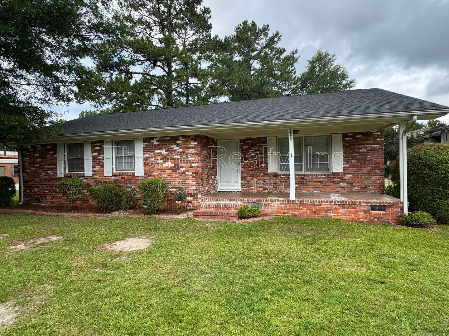 3 Bedroom Brick House property image