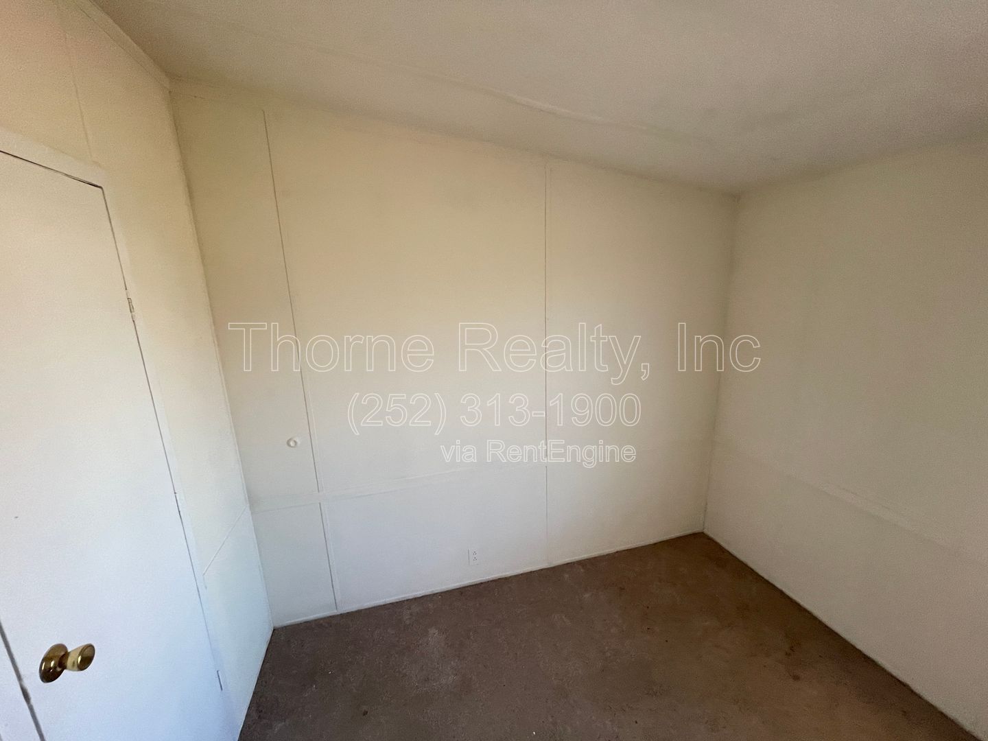 Doublewide Mobile Home on Large Corner Lot property image