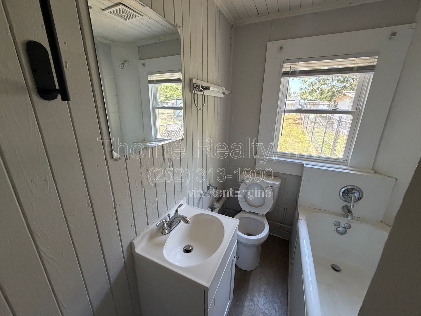 1 Bedroom Duplex - Only steps away from Lamm Park! property image