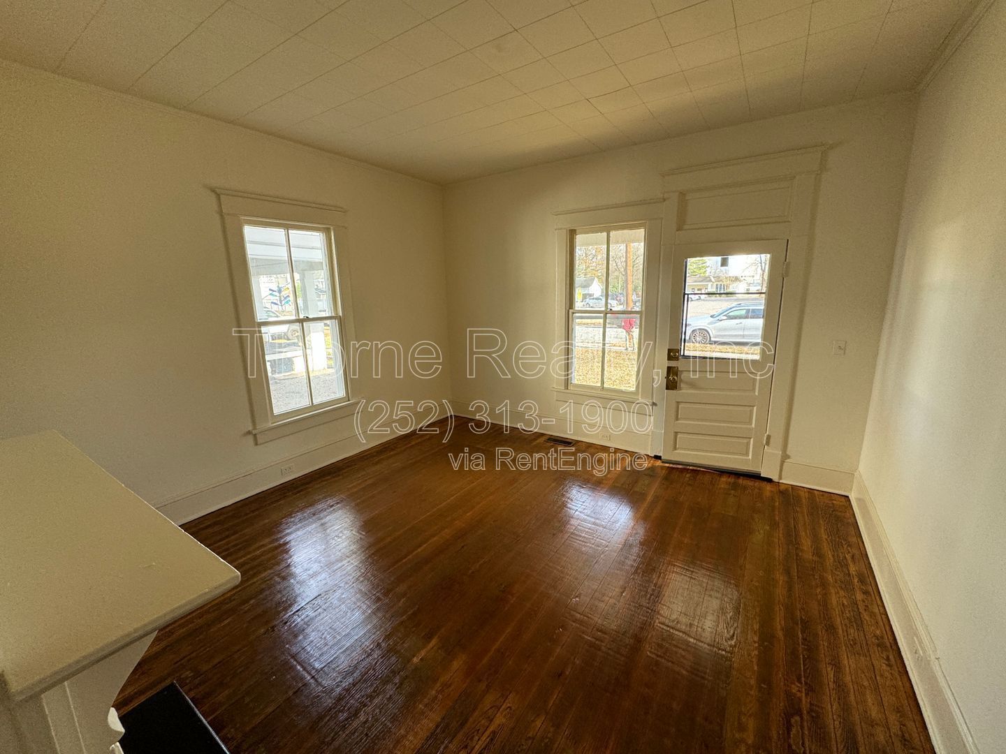 Remodeled Downstairs Duplex property image