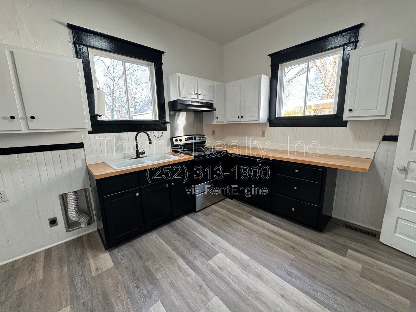 Remodeled Downstairs Duplex property image