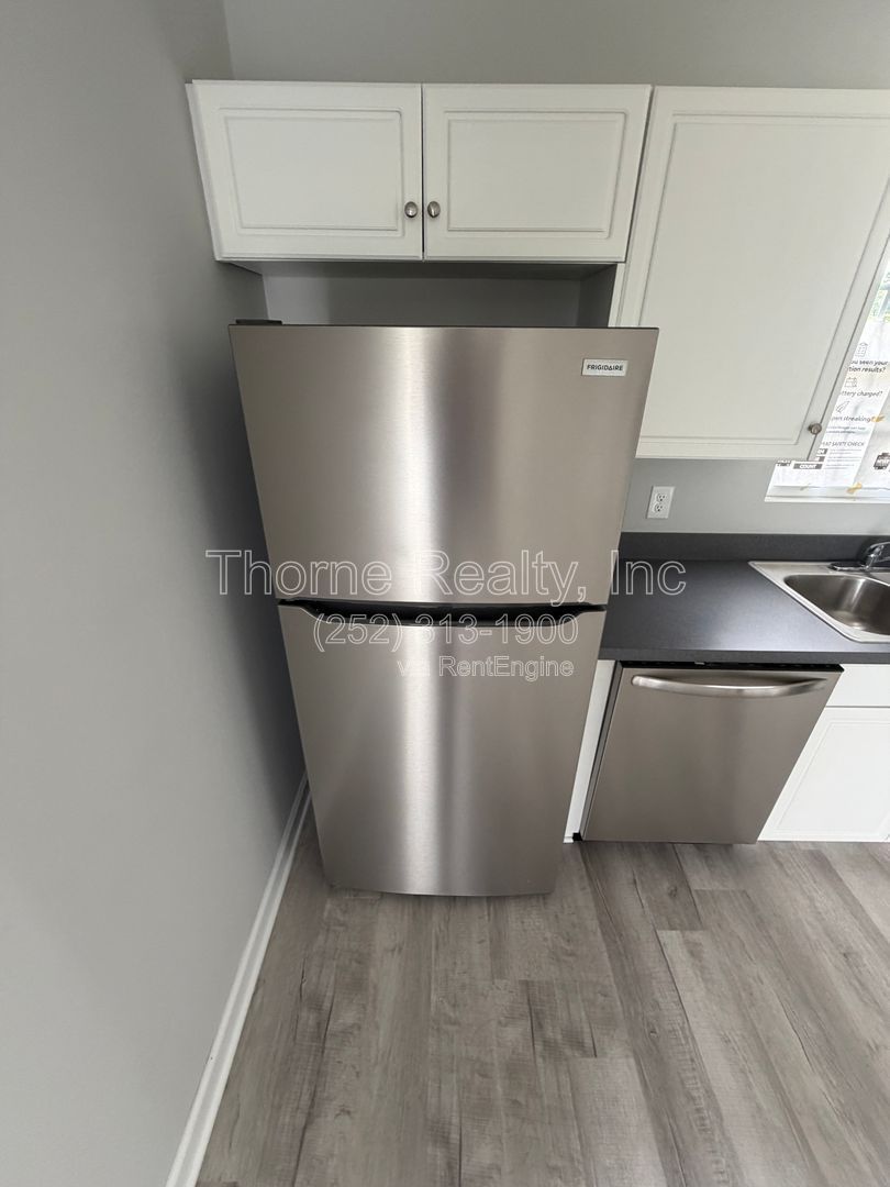 2022 Construction - Excellent Condition - Stainless Steel Appliances property image