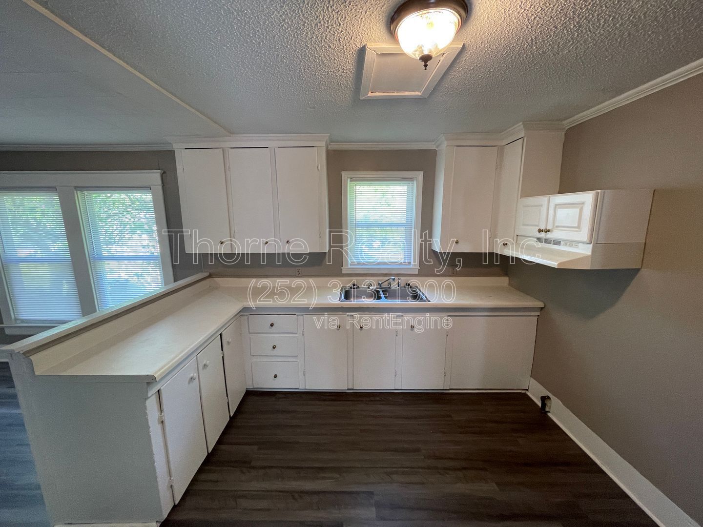 3 Bedroom House near Movie Theatre property image