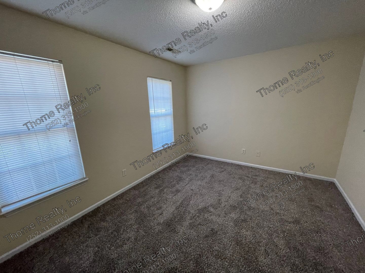 3 Bed / 2 Bath Townhouse property image