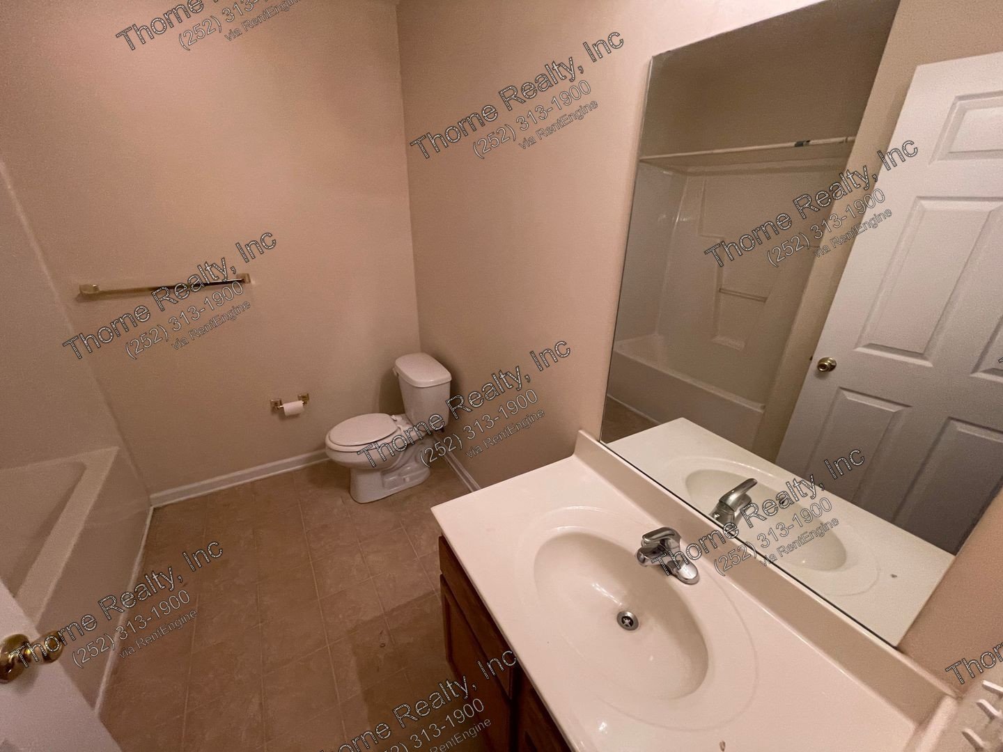 3 Bed / 2 Bath Townhouse property image