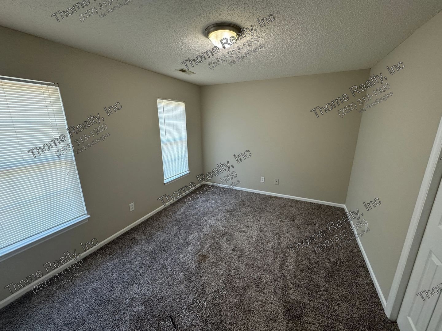 3 Bed / 2 Bath Townhouse property image