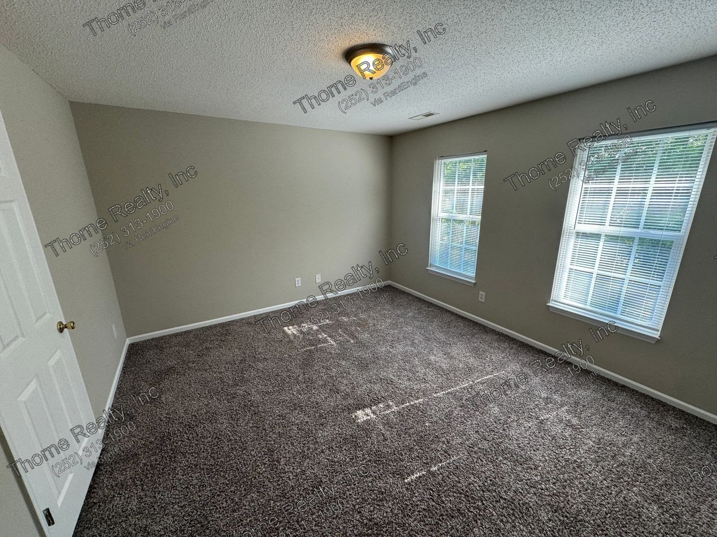 3 Bed / 2 Bath Townhouse property image