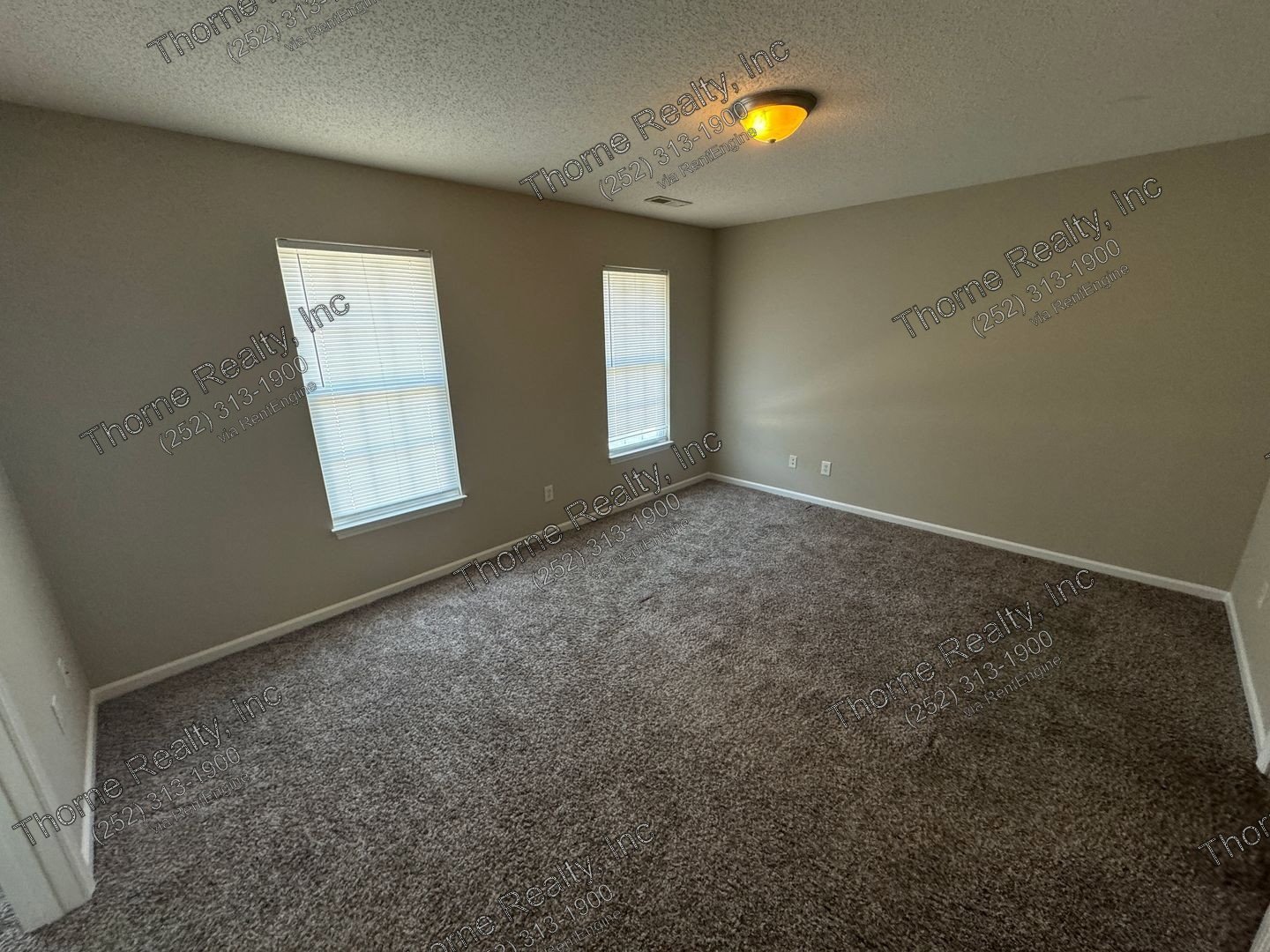3 Bed / 2 Bath Townhouse property image