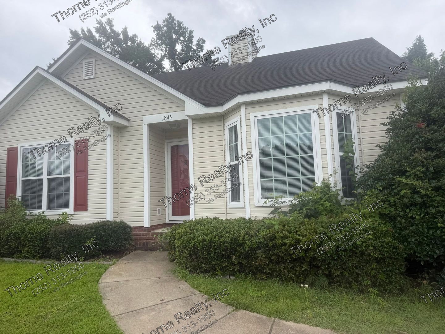 3 Bedroom House in Willow Creek Subdivision property image