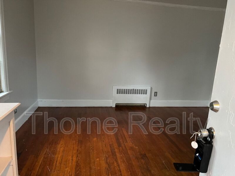 1 Bedroom Duplex - Housing Vouchers Accepted property image
