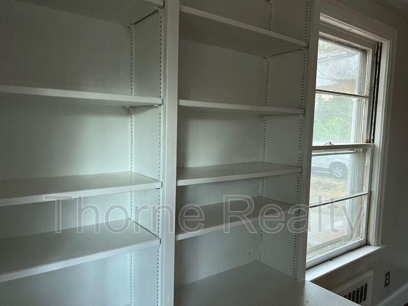 1 Bedroom Duplex - Housing Vouchers Accepted property image