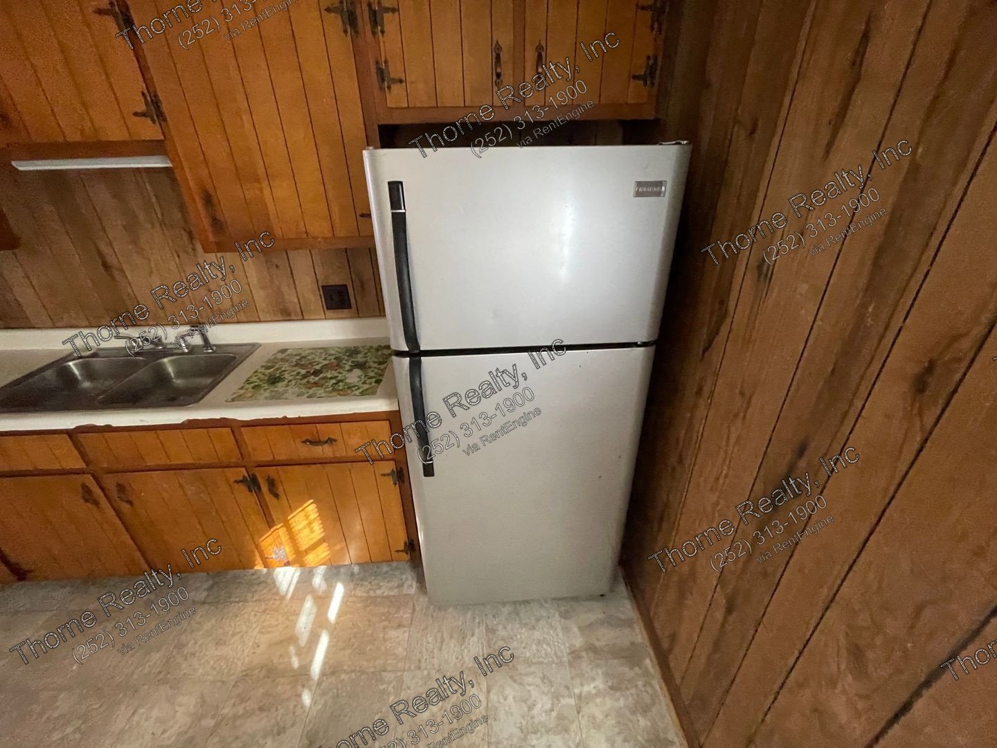 2 Bedroom Apartment - End Unit property image